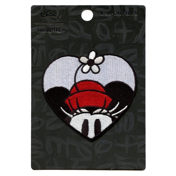 Disney Loungefly Minnie Mouse Patch Classic Heart Embroidered Iron On New - Picture 1 of 3